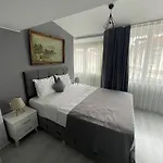 Hotel Oldmile Palace 2*