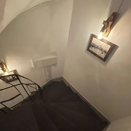 Ξενοδοχείο Oldmile Palace 2*