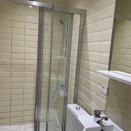 Oldmile Palace Hotel 2*