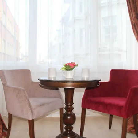 Hotel Oldmile Palace